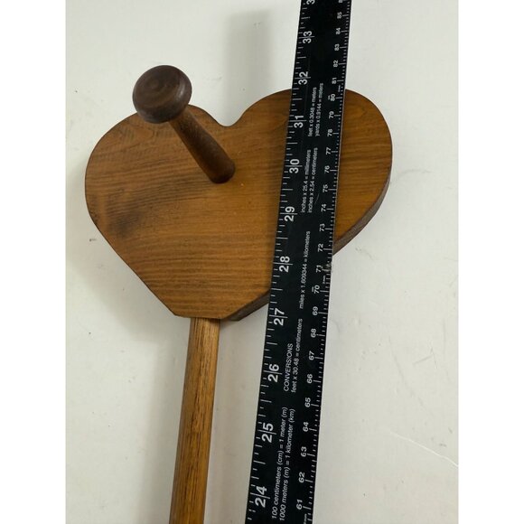 Christmas Mistletoe on Rustic Wooden Heart Peg Holder Holiday Peace Love Decor - Picture 9 of 16